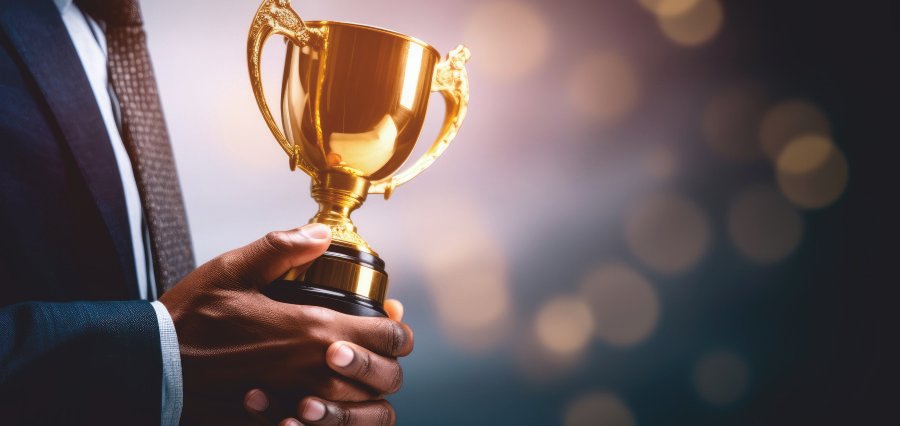 You are currently viewing Lesaka Technologies CEO Lincoln Mali Wins ‘All Africa Business Leader of the Year’