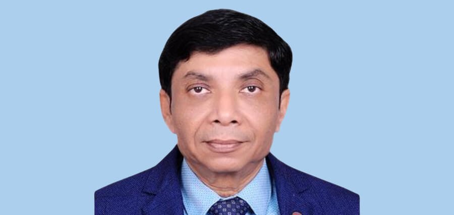 Review of TrayiVāṇī – Eternal Verses on Peace, Silence & Discernment